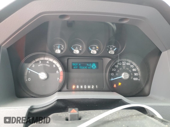 2015 Ford F-350 XL with VIN 1FTRF3B64FED26436, listed as a Copart auction lot 81581004 with 152,690 mi miles and Salvage title. Bid and sale history available at DreamBid. Image 9.
