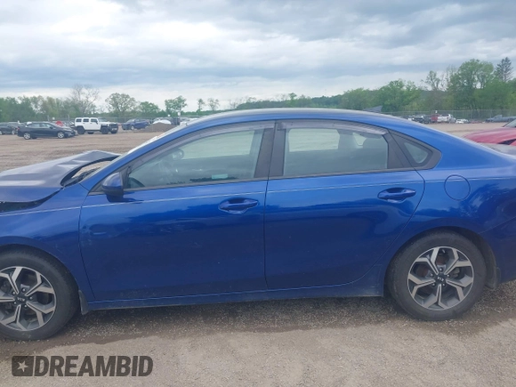 2019 Kia Forte LXS с VIN 3KPF24AD4KE085464, выставлен на аукционе IAAI как лот 42244427 с пробегом 125 403 миль миль и . История ставок и продаж доступна на DreamBid. Изображение 15.