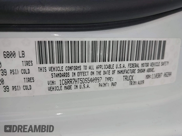 2013 Ram 1500 Sport z VIN 1C6RR7HT5DS540997, wystawiony jako IAAI lot #42142831 z przebiegiem 135 632 mil mil oraz . Historia ofert i sprzedaży dostępna na DreamBid. Obrazek 9.