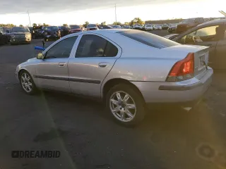 2004 Volvo S60 with VIN YV1RH59H342395236, listed as a Copart auction lot 75759904 with 143,852 mi miles and Salvage Title. Bid and sale history available at carsss.com. Image 2.