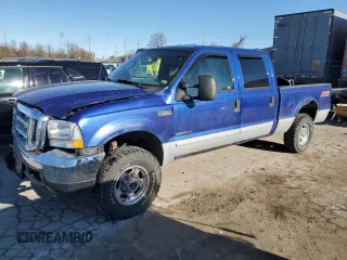 2003 Ford Super Duty F-250 XL with VIN 1FTNW21FX3EA22324, listed as a Copart auction lot 84048444 with 210,013 mi miles and Salvage Title. Bid and sale history available at carsss.com. Image 1.