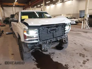 2018 Chevrolet Silverado 1500 LTZ with VIN 3GCUKSEC5JG596830, listed as a IAAI auction lot 41788299 with 85,684 mi miles. Bid and sale history available at carsss.com. Image 19.