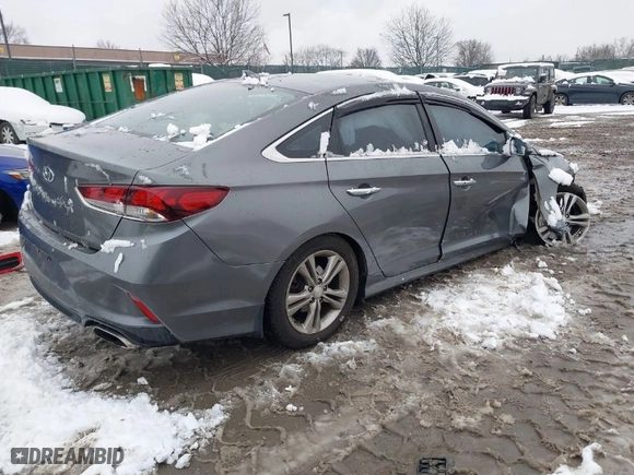 2019 Hyundai Sonata Sport with VIN 5NPE34AF5KH806249, listed as a IAAI auction lot 41567922 with 27,649 mi miles. Bid and sale history available at carsss.com. Image 4.