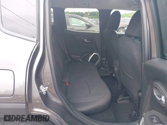 2018 Jeep Renegade Altitude с VIN ZACCJBBBXJPH24844, выставлен на аукционе IAAI как лот 42518245 с пробегом 47 085 миль миль и . История ставок и продаж доступна на DreamBid. Изображение 8.