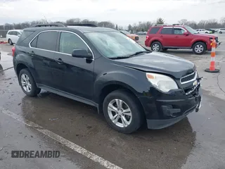 2013 Chevrolet Equinox LT z VIN 2GNFLEE30D6135839, wystawiony jako IAAI lot #41708105 z przebiegiem 172 809 mil mil oraz . Historia ofert i sprzedaży dostępna na DreamBid. Obrazek 1.