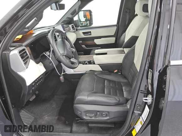 2023 Toyota Sequoia SR5 with VIN 7SVAAABA8PX012644, listed as a Copart auction lot 82786454 with 13,907 mi miles and Clean Title. Bid and sale history available at carsss.com. Image 7.