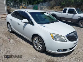 2012 Buick Verano Group z VIN 1G4PS5SK8C4125132, wystawiony jako IAAI lot #42861112 z przebiegiem 46 697 mil mil oraz . Historia ofert i sprzedaży dostępna na DreamBid. Obrazek 1.