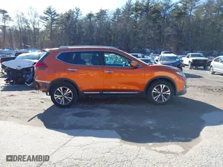 2017 Nissan Rogue SL with VIN 5N1AT2MV9HC762391, listed as a IAAI auction lot 41571253 with 127,929 mi miles. Bid and sale history available at carsss.com. Image 13.