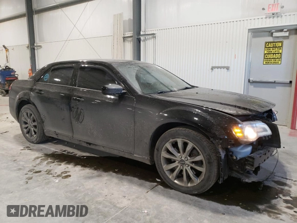 2014 Chrysler 300 with VIN 2C3CCAGG4EH352616, listed as a Copart auction lot 41852545 with 120,667 mi miles and Clean Title. Bid and sale history available at carsss.com. Image 4.