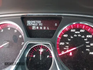 2014 GMC Acadia SLE with VIN 1GKKRPKD3EJ105743, listed as a IAAI auction lot 42014437 with 257,460 mi miles. Bid and sale history available at carsss.com. Image 7.
