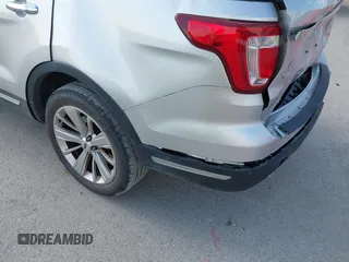 2018 Ford Explorer Limited с VIN 1FM5K7F86JGC70800, выставлен на аукционе IAAI как лот 42357964 с пробегом 129 654 миль миль и . История ставок и продаж доступна на DreamBid. Изображение 17.