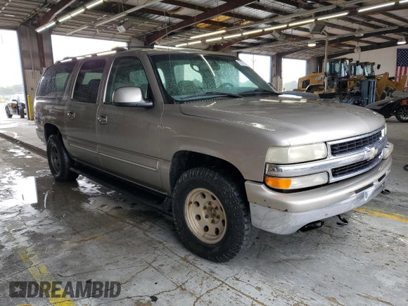 2001 Chevrolet Suburban LS with VIN 3GNEC16T01G210929, listed as a Copart auction lot 72276304 with 317,653 mi miles and Salvage Title. Bid and sale history available at carsss.com. Image 4.