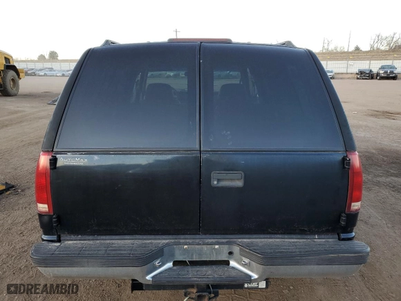 1999 Chevrolet Tahoe with VIN 1GNEC13R4XJ568244, listed as a Copart auction lot 85397504 with 111,327 mi miles and Clean Title. Bid and sale history available at carsss.com. Image 6.