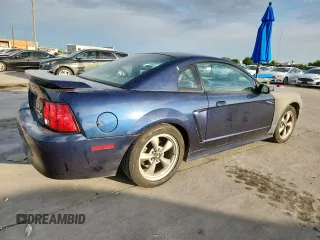 2001 Ford Mustang Standard with VIN 1FAFP40421F247069, listed as a Copart auction lot 61634675 with 133,681 mi miles and Salvage title. Bid and sale history available at DreamBid. Image 3.