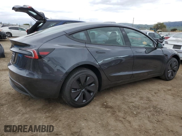 2025 Tesla Model 3 Long Range z VIN 5YJ3E1EA2SF962214, wystawiony jako Copart lot #48961935 z przebiegiem 409 mil mil oraz Szkoda całkowita • Salvage title. Historia ofert i sprzedaży dostępna na DreamBid. Obrazek 3.