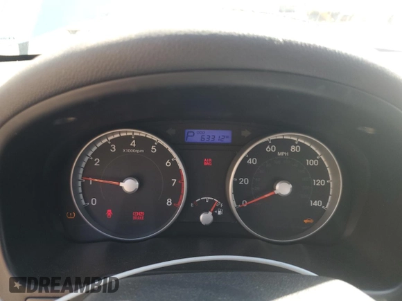 2010 Hyundai Accent GS z VIN KMHCM3AC4AU174333, wystawiony jako Copart lot #54440125 z przebiegiem 63 312 mil mil oraz Szkoda całkowita • Salvage title. Historia ofert i sprzedaży dostępna na DreamBid. Obrazek 9.