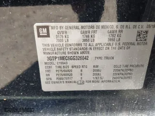 2016 GMC Sierra 1500 SLE with VIN 3GTP1MEC6GG326042, listed as a IAAI auction lot 41763153 with 127,968 mi miles. Bid and sale history available at carsss.com. Image 9.