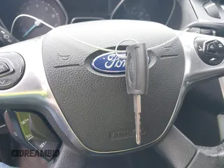 2014 Ford Focus SE z VIN 1FADP3K20EL386198, wystawiony jako IAAI lot #42157909 z przebiegiem 125 097 mil mil oraz . Historia ofert i sprzedaży dostępna na DreamBid. Obrazek 11.
