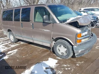2000 Chevrolet City Express Cargo z VIN 1GNFG15R9Y1224710, wystawiony jako IAAI lot #41613891 z przebiegiem 143 522 mil mil oraz . Historia ofert i sprzedaży dostępna na DreamBid. Obrazek 1.