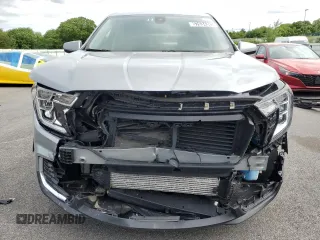 2024 GMC Terrain SLE with VIN 3GKALMEGXRL299784, listed as a Copart auction lot 57634385 with 32,949 mi miles and Clean title. Bid and sale history available at DreamBid. Image 5.