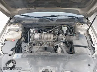 2008 Buick Lucerne CXL with VIN 1G4HD57298U203660, listed as a IAAI auction lot 42120773 with 204,077 mi miles. Bid and sale history available at carsss.com. Image 10.