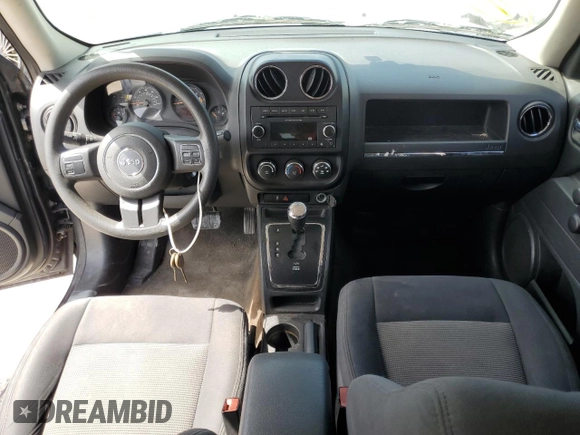 2014 Jeep Patriot Sport with VIN 1C4NJPBB6ED886934, listed as a Copart auction lot 62961255 with 118,080 mi miles and Clean title. Bid and sale history available at DreamBid. Image 8.