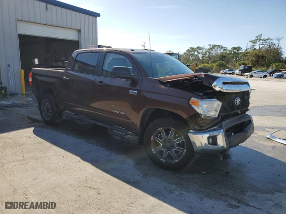 2016 Toyota Tundra 2WD Truck SR5 with VIN 5TFEW5F16GX202571, listed as a Copart auction lot 86538324 with 135,039 mi miles and Salvage Title. Bid and sale history available at carsss.com. Image 4.