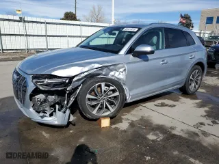 2021 Audi Q5 Premium with VIN WA1AAAFY0M2043357, listed as a Copart auction lot 46441855 with 54,039 mi miles and Salvage Title. Bid and sale history available at carsss.com. Image 1.