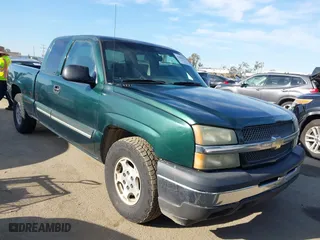 2003 Chevrolet Silverado 1500 LS with VIN 2GCEC19V531328539, listed as a IAAI auction lot 41838156 with 275,375 mi miles. Bid and sale history available at carsss.com. Image 1.