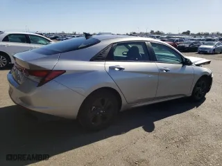 2023 Hyundai Elantra SEL with VIN 5NPLM4AG8PH105239, listed as a Copart auction lot 44205495 with 31,631 mi miles and Salvage Title. Bid and sale history available at carsss.com. Image 3.