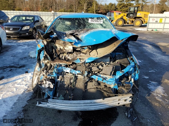 2020 Toyota Corolla Hatchback SE with VIN JTND4RBE4L3097463, listed as a Copart auction lot 89299625 with 38,614 mi miles and Non Repairable. Bid and sale history available at carsss.com. Image 5.