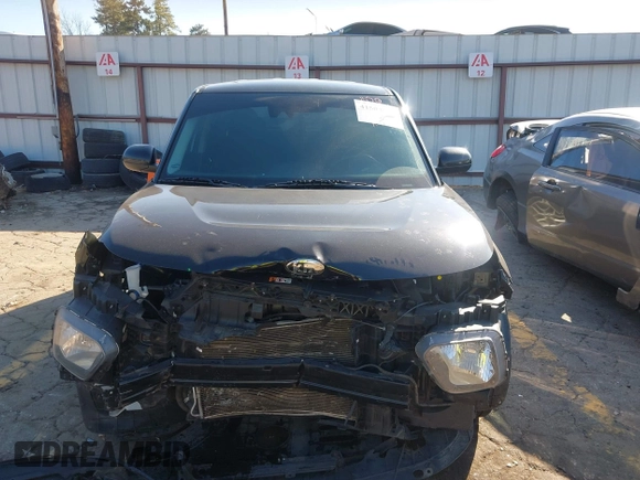 2020 Kia Soul LX with VIN KNDJ23AU5L7057436, listed as a IAAI auction lot 41503824 with 89,110 mi miles. Bid and sale history available at carsss.com. Image 12.