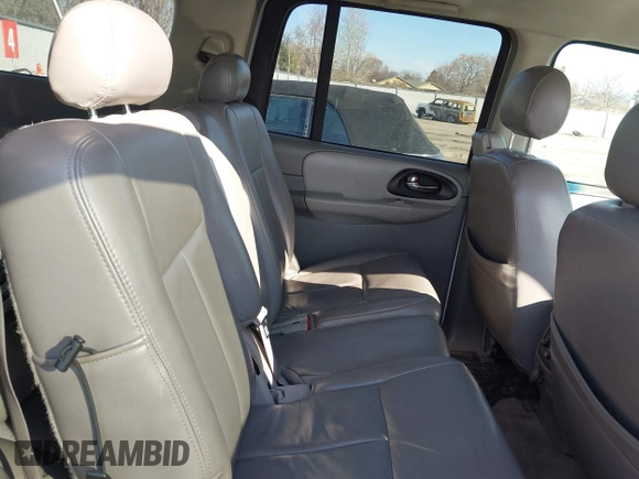2006 Chevrolet TrailBlazer LS with VIN 1GNET16S466149892, listed as a IAAI auction lot 41666448 with 203,772 mi miles and . Bid and sale history available at DreamBid. Image 8.