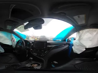 2023 Toyota Camry SE z VIN 4T1G11AK4PU121775, wystawiony jako IAAI lot #42236239 z przebiegiem 51 146 mil mil oraz . Historia ofert i sprzedaży dostępna na DreamBid. Obrazek 19.