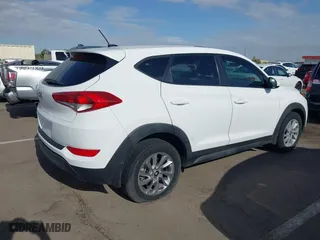 2016 Hyundai Tucson SE with VIN KM8J23A48GU212421, listed as a IAAI auction lot 42072562 with 63,745 mi miles. Bid and sale history available at carsss.com. Image 4.