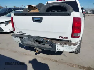 2008 GMC Sierra 1500 SLE1 z VIN 3GTEC13J48G183191, wystawiony jako IAAI lot #41400811 z przebiegiem 249 798 mil mil oraz . Historia ofert i sprzedaży dostępna na DreamBid. Obrazek 6.