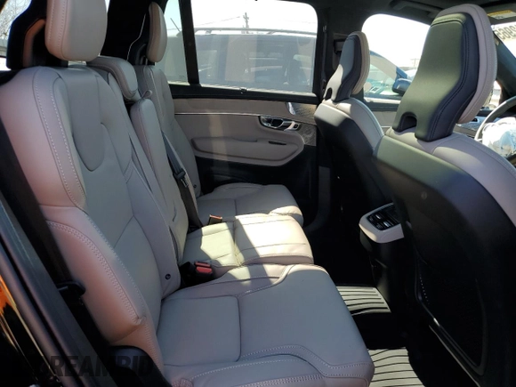 2025 Volvo XC90 with VIN YV4062PGXS1375711, listed as a Copart auction lot 52612965 with 40 mi miles and Salvage Title. Bid and sale history available at DreamBid. Image 11.