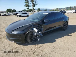 2025 Tesla Model 3 Long Range z VIN 5YJ3E1EB5SF941172, wystawiony jako Copart lot #58968915 z przebiegiem 2 591 mil mil oraz Szkoda całkowita • Salvage title. Historia ofert i sprzedaży dostępna na DreamBid. Obrazek 1.