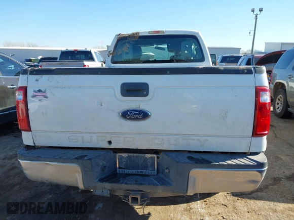 2014 Ford F-250 XL z VIN 1FT7X2B67EEB13106, wystawiony jako IAAI lot #41337143 z przebiegiem 116 625 mil mil oraz . Historia ofert i sprzedaży dostępna na DreamBid. Obrazek 16.