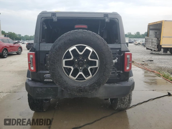 2023 Ford Bronco z VIN 1FMEE5DP3PLB59482, wystawiony jako Copart lot #59725815 z przebiegiem 54 741 mil mil oraz Szkoda całkowita • Salvage title. Historia ofert i sprzedaży dostępna na DreamBid. Obrazek 6.