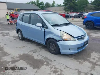 2008 Honda Fit z VIN JHMGD38498S018054, wystawiony jako IAAI lot #42479150 z przebiegiem 138 204 mil mil oraz . Historia ofert i sprzedaży dostępna na DreamBid. Obrazek 1.