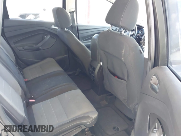 2013 Ford C-Max SE z VIN 1FADP5AUXDL511432, wystawiony jako IAAI lot #42314733 z przebiegiem 140 616 mil mil oraz . Historia ofert i sprzedaży dostępna na DreamBid. Obrazek 8.