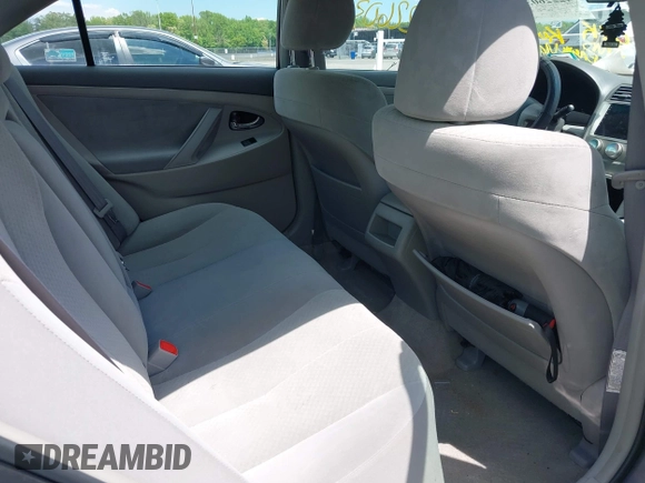 2009 Toyota Camry z VIN 4T1BE46K69U392414, wystawiony jako IAAI lot #42226031 z przebiegiem 87 651 mil mil oraz . Historia ofert i sprzedaży dostępna na DreamBid. Obrazek 8.