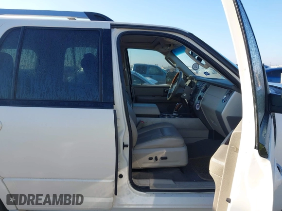 2007 Ford Expedition Limited with VIN 1FMFU19527LA56416, listed as a IAAI auction lot 41655342 with 25,549 mi miles. Bid and sale history available at carsss.com. Image 5.
