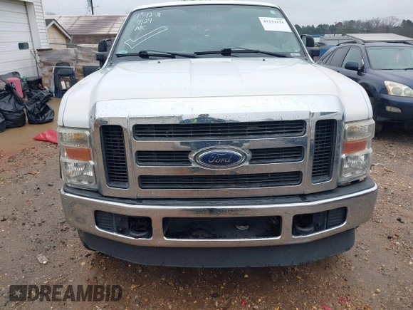 2010 Ford Super Duty F-250 SRW XL with VIN 1FTSW2B56AEA37604, listed as a IAAI auction lot 41234124 with 210,940 mi miles. Bid and sale history available at carsss.com. Image 13.