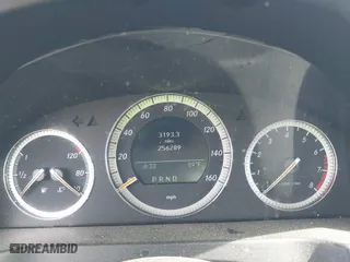2008 Mercedes-Benz C-Class 3.0L Sport with VIN WDDGF54X48F052635, listed as a IAAI auction lot 42098349 with 256,289 mi miles. Bid and sale history available at carsss.com. Image 7.