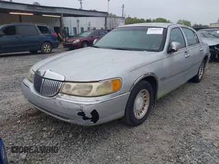 2001 Lincoln Town Car Executive with VIN 1LNHM81W91Y684733, listed as a IAAI auction lot 41949151 with 136,356 mi miles and . Bid and sale history available at DreamBid. Image 2.