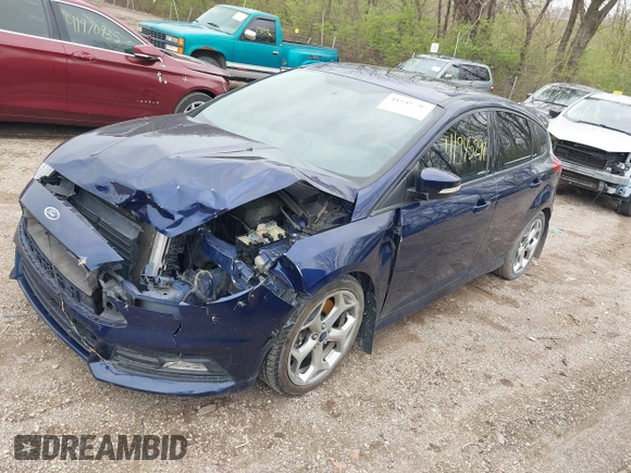 2017 Ford Focus ST with VIN 1FADP3L9XHL283306, listed as a IAAI auction lot 41945299 with 137,102 mi miles and . Bid and sale history available at carsss.com. Image 18.