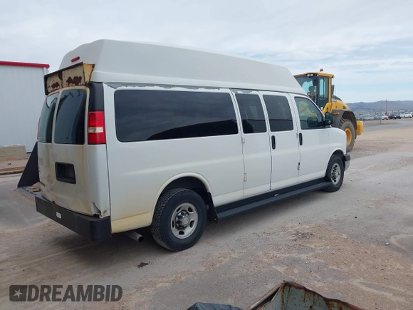 2011 Chevrolet Express Passenger 1LT с VIN 1GAZG1FG5B1106432, выставлен на аукционе IAAI как лот 42356831 с пробегом 216 679 миль миль и . История ставок и продаж доступна на DreamBid. Изображение 4.