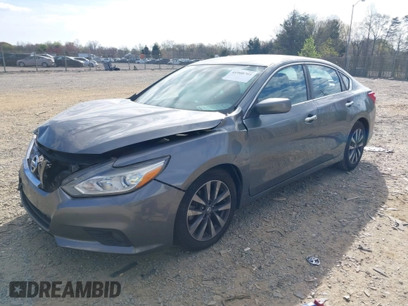 2017 Nissan Altima SV z VIN 1N4AL3AP0HC288370, wystawiony jako IAAI lot #41908701 z przebiegiem 80 551 mil mil oraz . Historia ofert i sprzedaży dostępna na DreamBid. Obrazek 2.